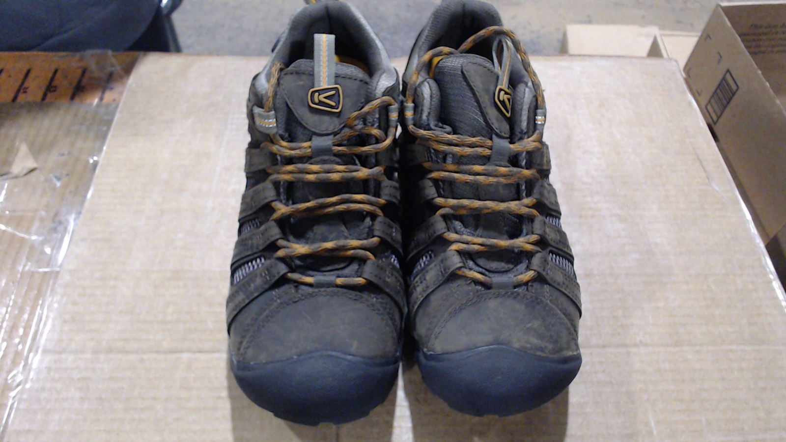 LikeNew_KEEN Uomo Voyageur Bassa Altezza Traspirante Escursionismo_Nero Oliva Inca