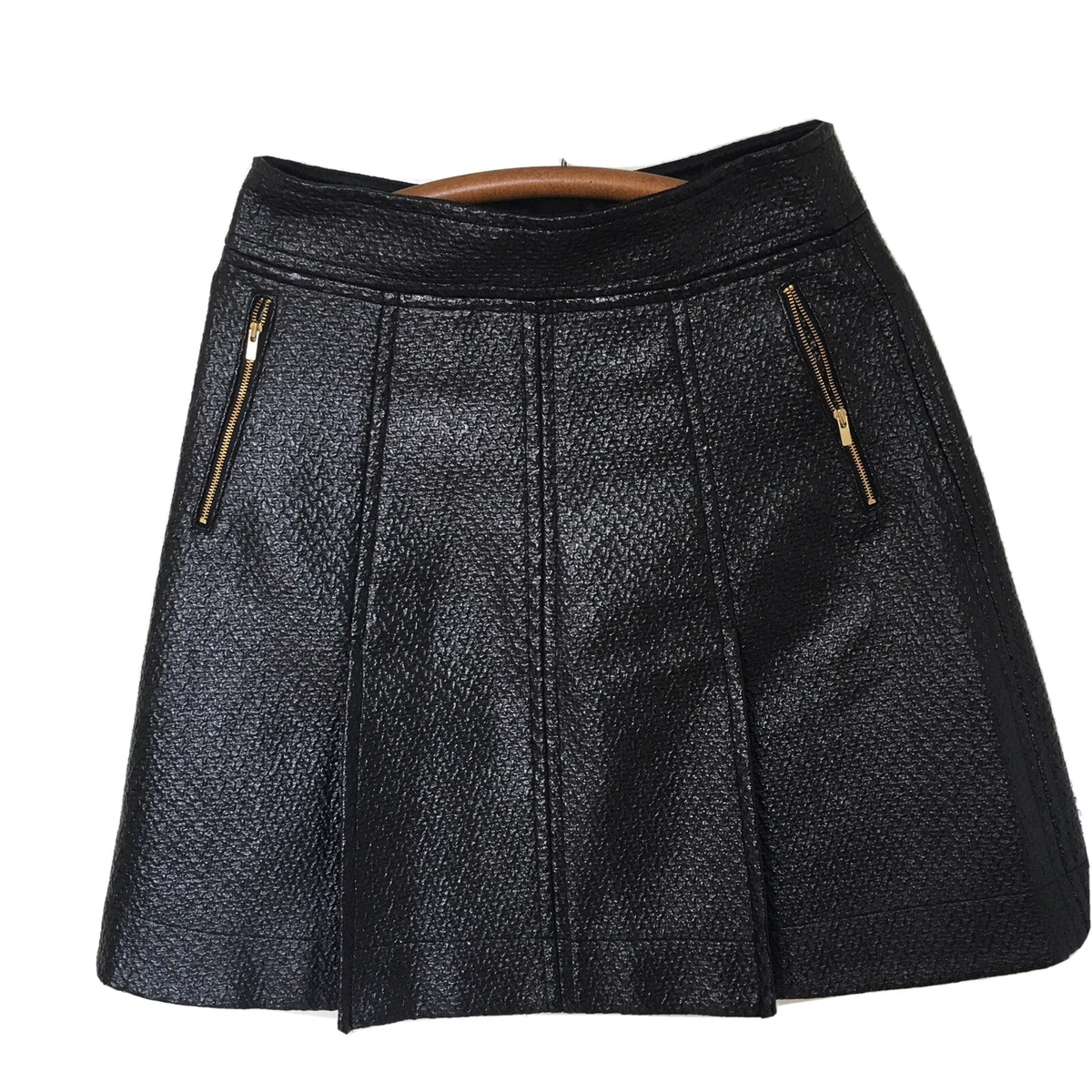 Banana Republic Textured Faux Leather Black Skirt W Golden Zipper Pockets Size 6