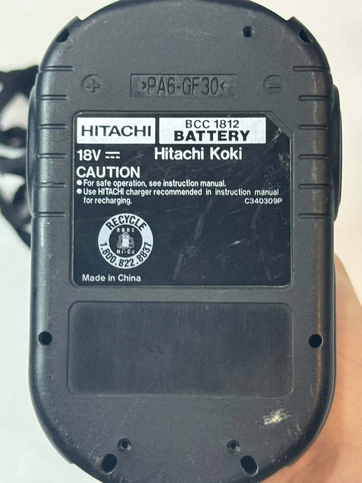 HITACHI KOKI UB18D 14.4V 18V Flashlight Pivoting Head W/ Battery - Image 3 of 4