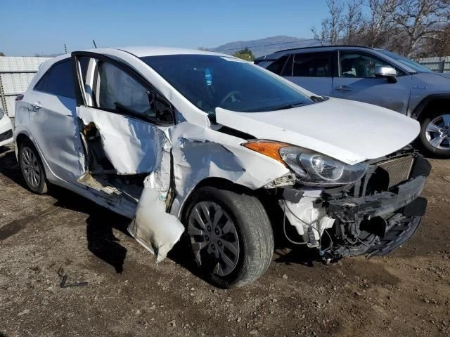 Hyundai Elantra GT 2017 cilindro maestro de freno con depósito A/T automático Foto 4 de 4