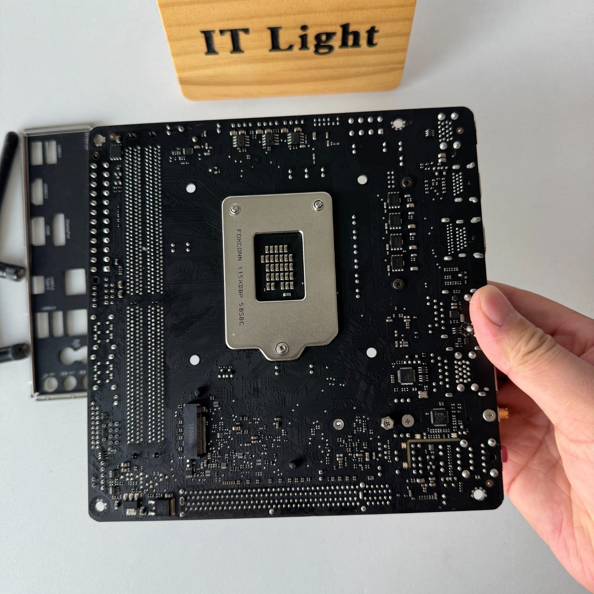 GIGABYTE H370N WIFI LGA 1151 (300 Series) Intel H370 Mini ITX