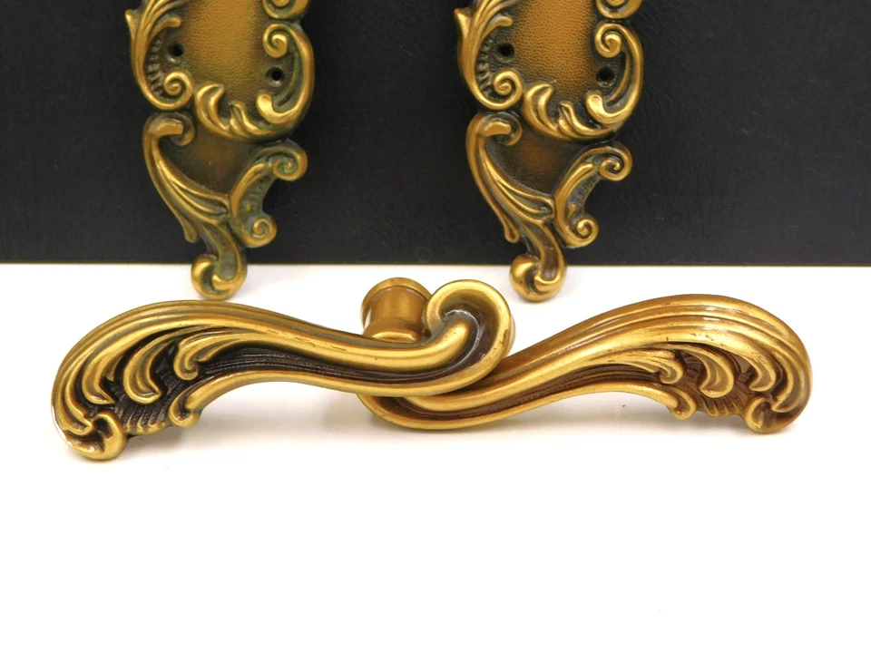 ☐7X7mm Paire de Poignées de Porte avec plaques de propreté,style Rococo,Louis XV - Photo 2/4