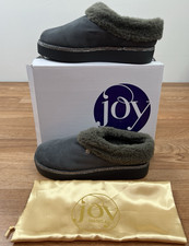Clean Boss Joy Glamorous Cozy Slippers w/ Orthotic Insoles Gray 8 WIDE NEW