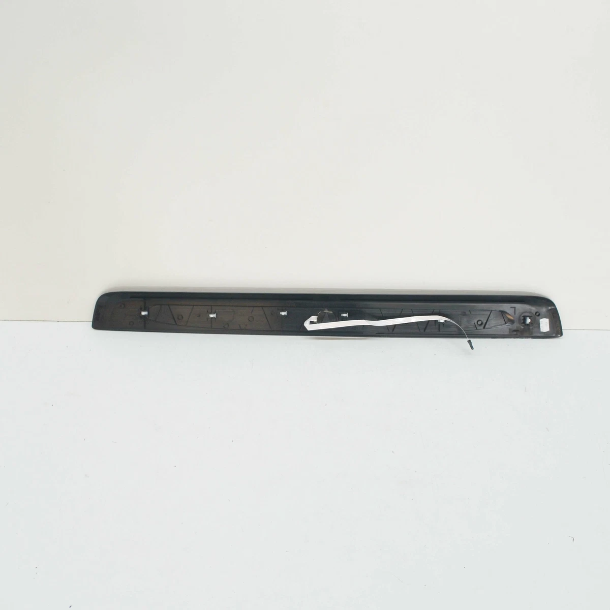NEW BMW 6 E63 FRONT LEFT DOOR SILL TRIM COVER 7898229 51477898229 