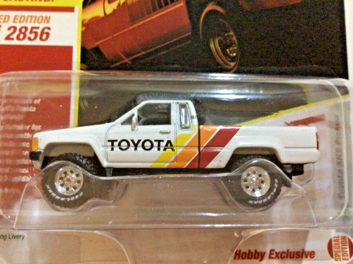 Johnny Lightning 1985 トヨタ トラック Johnny Lightning 1985 Toyota (XtraCab) SR5 Pickup Truck