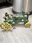 John Deer Vintage Tractor Farm Equipment Toy Keepsake Metal Die  Cast Old Green — photo 1