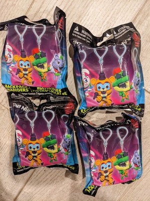 4x Five Nights at Freddy s Backpack Hanger Mystery Blind Bag Boys Toy Gift Favor