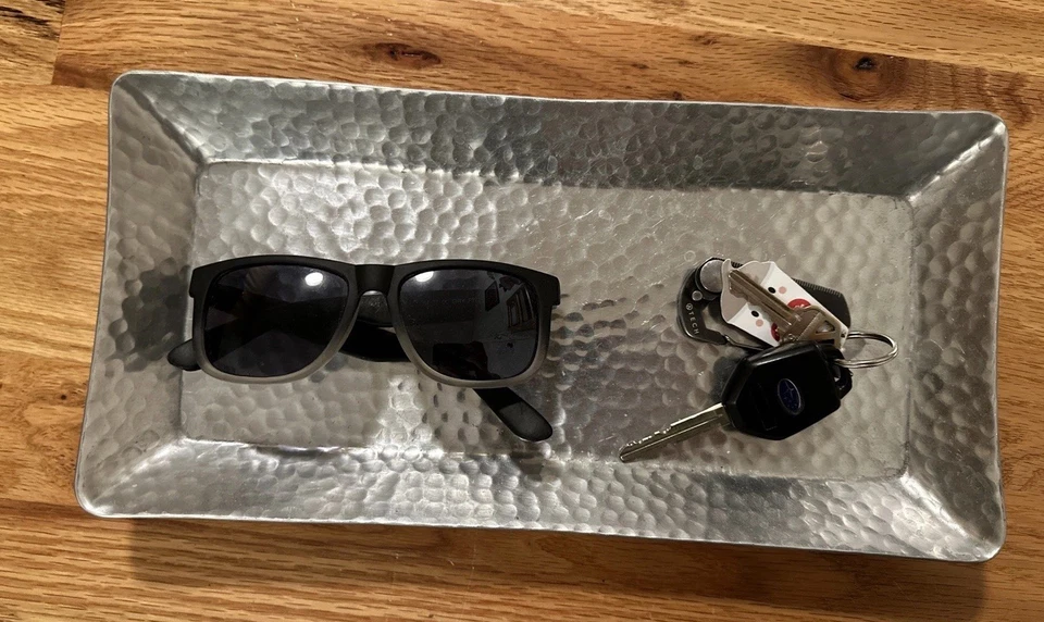 Decorative Hammered Metal Serving Entryway Vanity Tray Silver Home Decor - Image 2 of 4