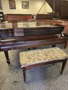 Steinway & Sons Grand model M