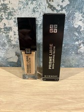 Image of Givenchy Prisme Libre Skin-Caring Glow Foundation 3-N270 Brand New