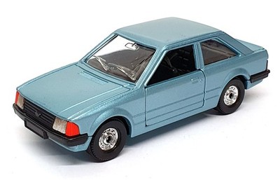 Corgi Original Diecast 334 - Ford Escort 1.3 GL Europe - Met. Lt. Blue
