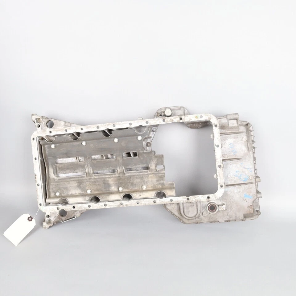 1997-2003 MW 540i 740i 840i Upper Engine Oil Pan 11137513374 OEM Used Foto 2 de 4