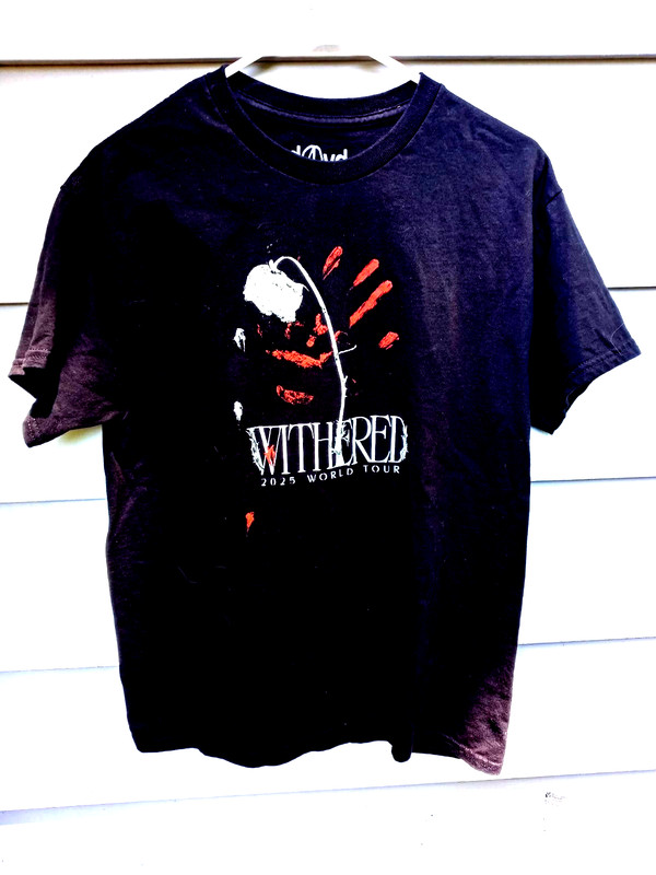 d4vd   Black Withered 2025 World Tour Dates 2 sided Graphic T Shirt mkd Sz M EUC