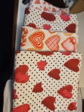 Lot of Kitchen Towels Approx. 28 In Long Hearts Valentines 4 Total New No Tags