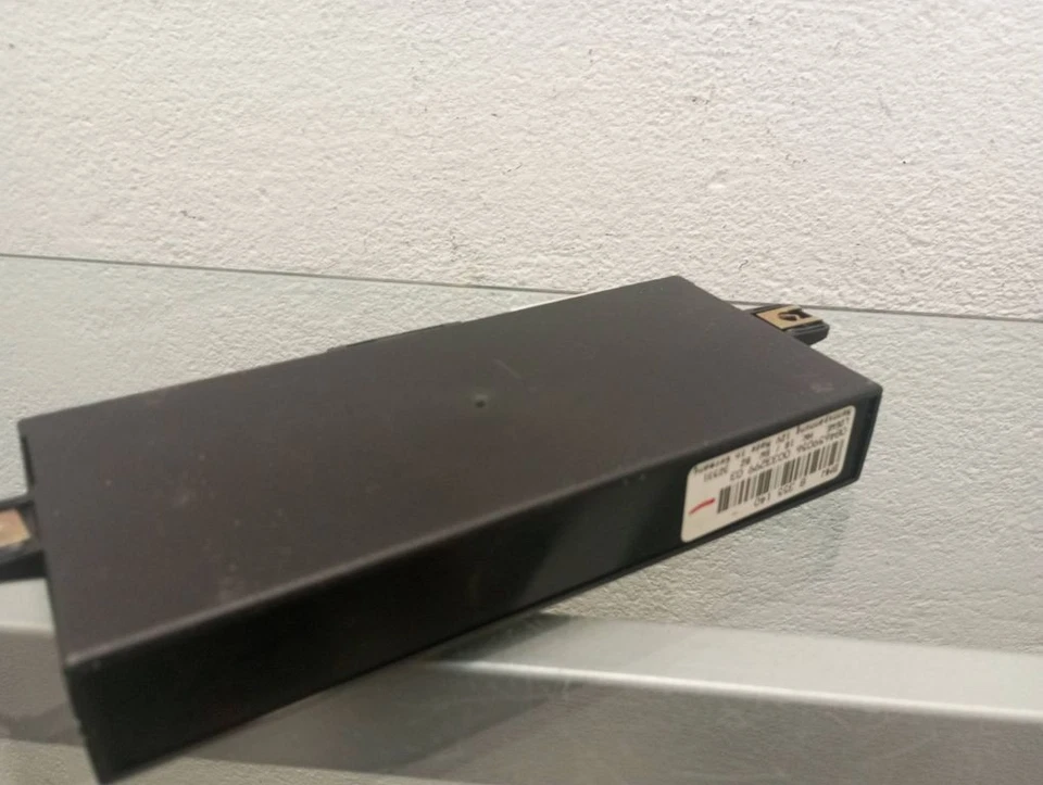 Centralina allarme BMW 5 E34 1990 8355140 AAL4290 - Immagine 2 di 4