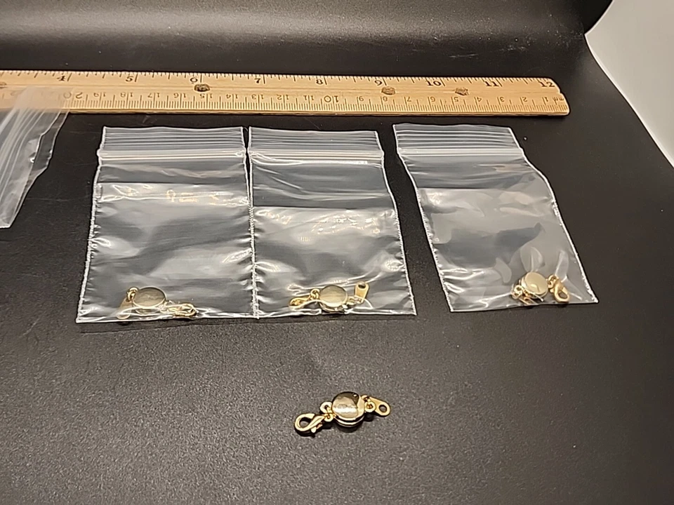 JTV Chapado en Oro Amarillo 18K Cierre Magnético Círculo 9MM Foto 4 de 4