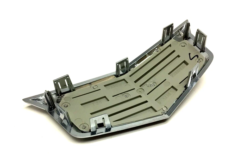 Cadillac CTS V ATS serie V 2016-2019 parrilla delantera escudo nuevo OEM 23180160 Foto 3 de 4