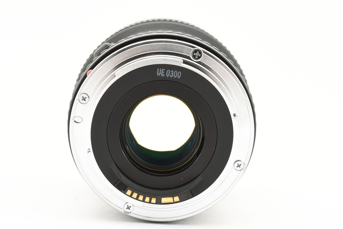 Canon EF 20-35mm F/2.8 L Wide angle Zoom Lens w/ case From JAPAN
