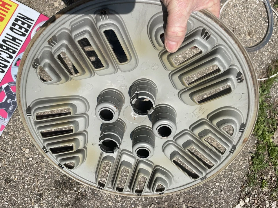 Pontiac Sunfire Grand Am 5103 1992-94 usado 14” tapacubos 1 bonito original #22549100 Foto 4 de 4