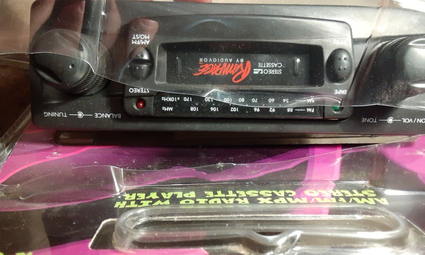 Car Cassette  deck Audiovox 1998 Car Cassette Player used read description