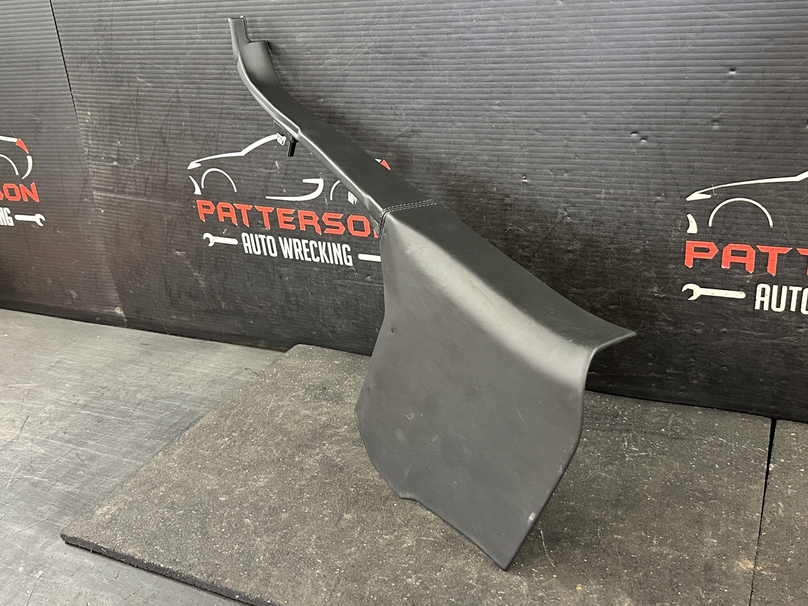 11-18 BENTLEY CONTINENTAL GT RIGHT RH A POST LOWER TRIM PANEL BLACK 3W1863484D