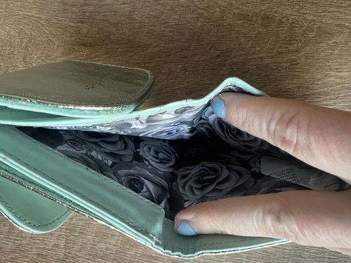 ADRIENNE VITTADINI Ice Blue Crackled-Look Snap Wallet Metallic - Picture 10 of 11