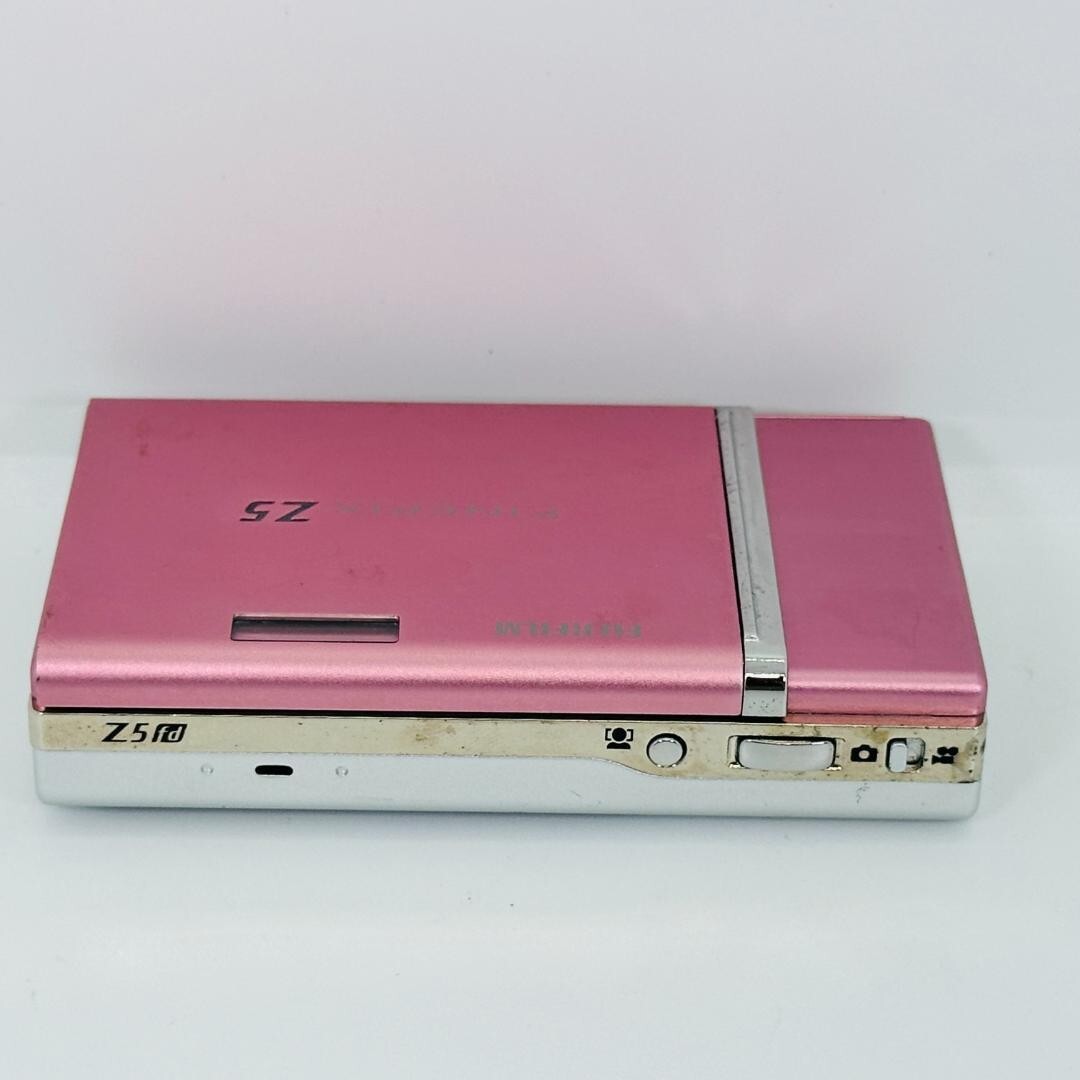 Fujifilm Z5fd ピンクカラー Excellent] Fujifilm FinePix Z5fd Pink 6.3MP Digital Camera