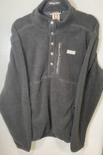 Avalanche Outdoor Co. Black Fleece. LARGE3/4 Snap. Cool nites  camp or boat