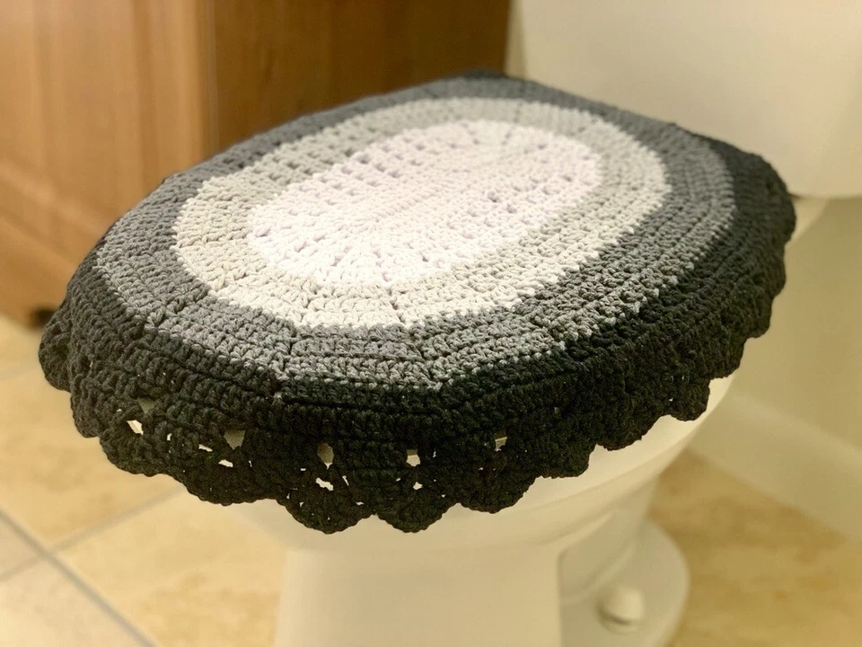 Moderno juego de 2 baños de ganchillo - cubierta de tapa de inodoro y cubierta de tanque de agua Foto 4 de 4
