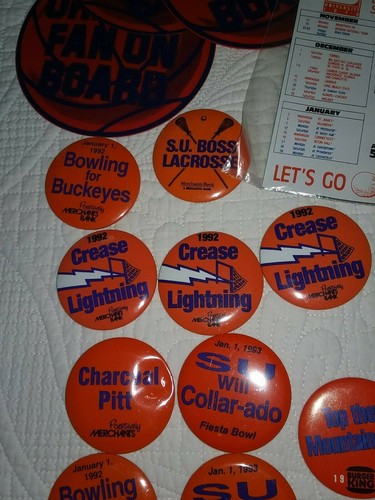 Lot of 13 vtg SU Syracuse University Sports Pins Buttons Lacrosse Sugar Bowl Etc - Picture 3 of 4