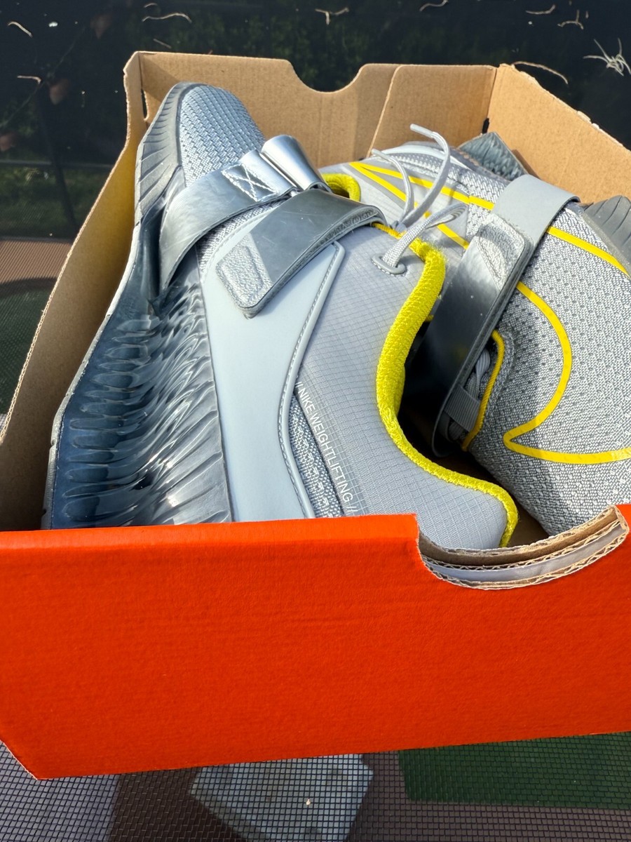 NEW Nike Romaleos 4 Wolf Grey Lightening Size 11 Weightlifting