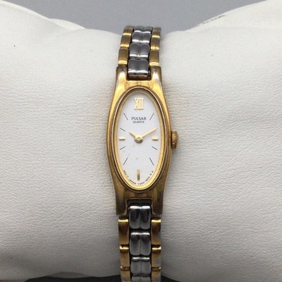 Vintage Pulsar Womens Watch 12mm Oval Dial Two Tone V220-6190 New Battery 7.5''