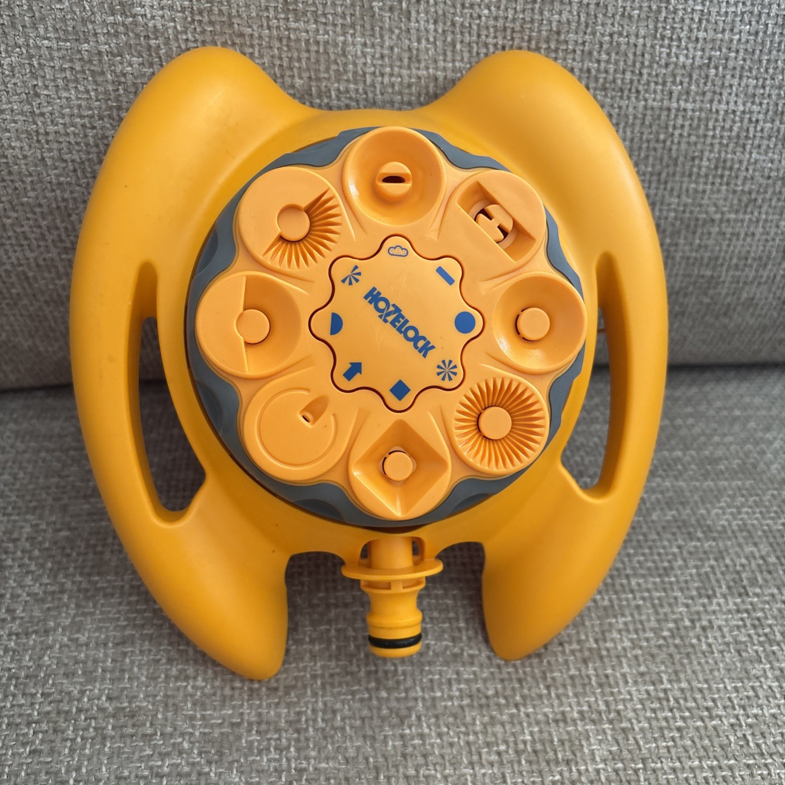 Hozelock Multi 8 Pattern Dial Sprinkler Garden Lawn Watering Yard Grass
