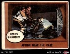 1961 Topps #21 Murray Balfour / Fern Flaman In Action Bruins HOF 1 - POOR