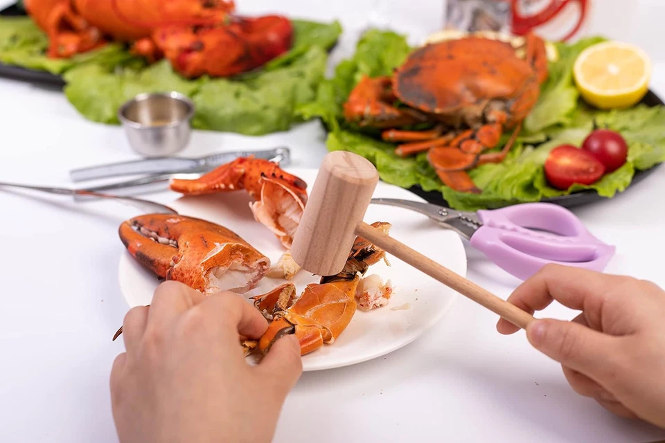 8.26" Wooden Crab Mallets Crab Hammers Lobster Seafood Crackers (16 Pieces) - Image 4 of 4