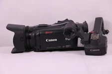 Canon XA30 Professional HD Digital Video Camera