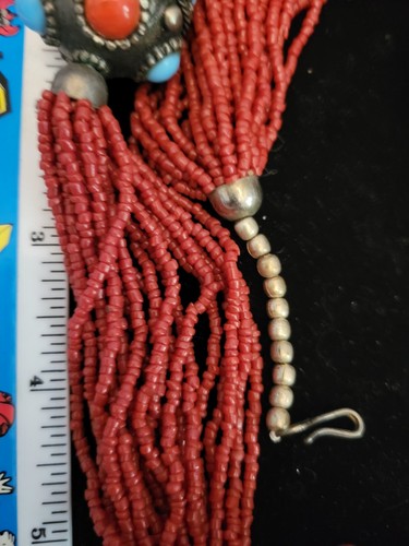 Vintage Multistrand Seered Beaded Meatal Large Beads 24 Inches Necklace 1990s - Afbeelding 6 van 6