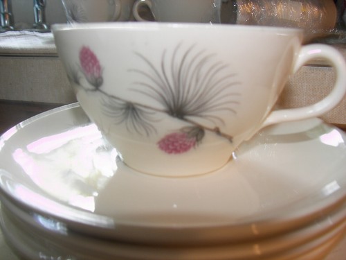 VTG MCM Lot of 4 Cup & Saucer ~ Canonsburg Pottery Skyline Wild Clover Design - Picture 3 of 7