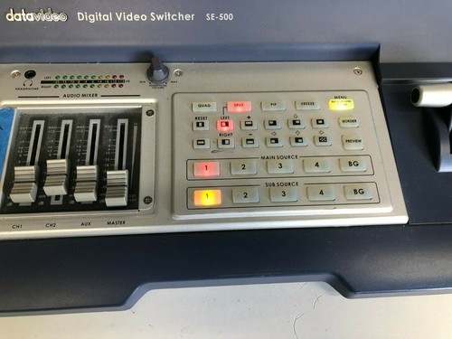 Datavideo SE-500 4-Channel BNC S-Video Compact Digital Video Switcher - Picture 2 of 6