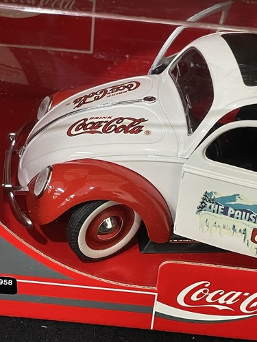 Solido 9511 Coca-Cola White/Red 1958 VW Coccinelle Beetle 1:18 Die-Cast Car - Picture 8 of 10