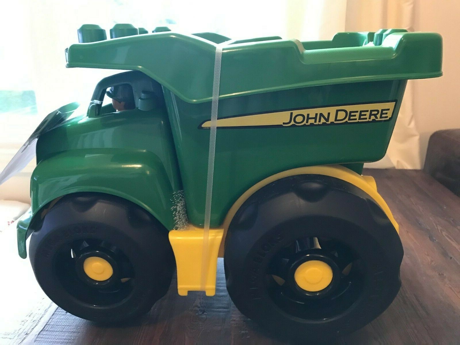 mega bloks tow truck