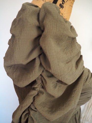 Olive Green Ruffled Long Puff Sleeve Knee Special Occasion Party Dress Sz XS NWT - Picture 4 of 10