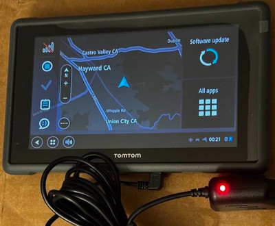 TOMTOM PRO 8270 7'' GPS RECEIVER W/ LIVE TRAFFIC REGULAR CAR MAP NO TRUCK ROUTES