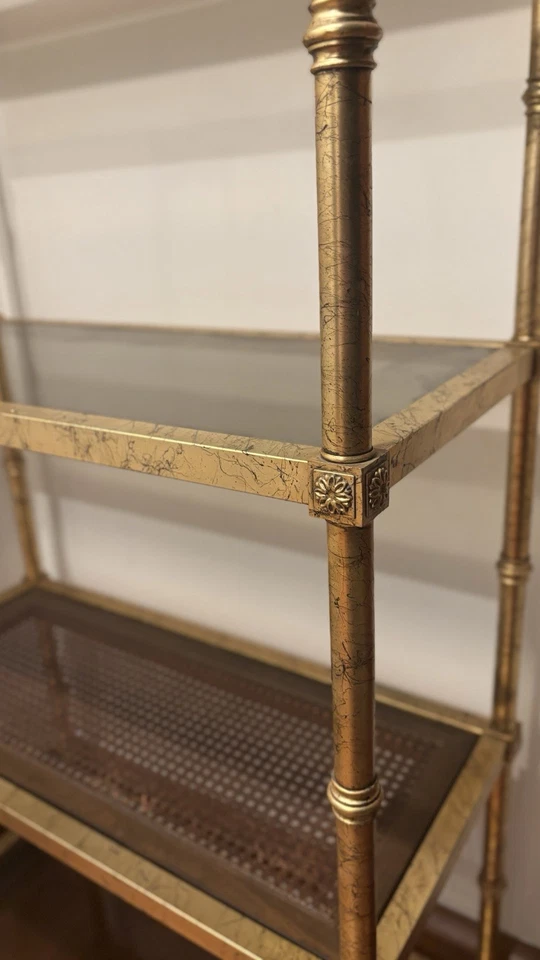 Vintage italiano Hollywood Regency metal dorado imitación bambú Étagère Foto 3 de 4