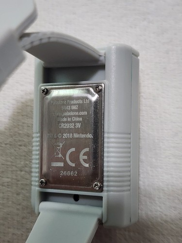 Nintendo 2018 GameBoy Retro Watch Works Great New Battery  - Picture 6 of 6