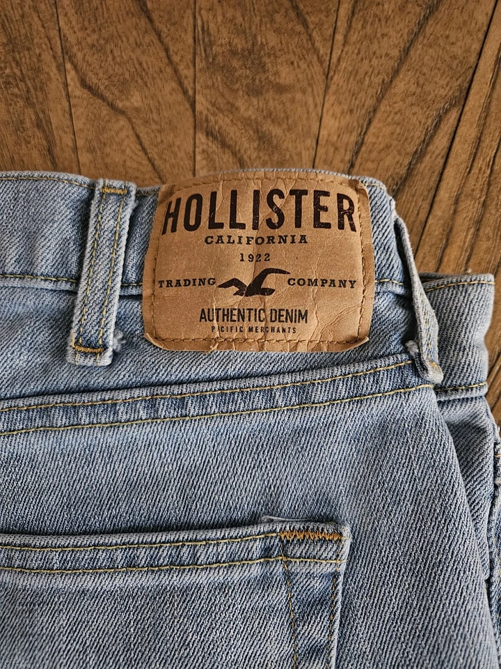 Hollister Mens Jeans Slim Straight Fit Light Wash Denim Size 36x34 - Image 4 of 4