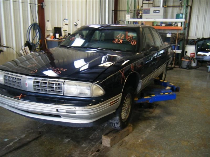 Intake Manifold Upper Fits 91-93 RIVIERA 25116 Foto 4 de 4