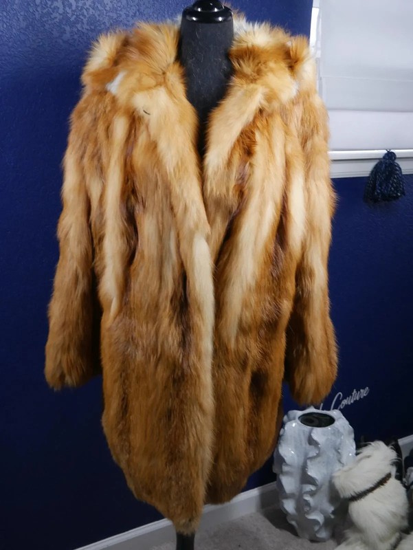 Gorgeous Natural Red Fox Fur Coat Jacket w/ Hood!