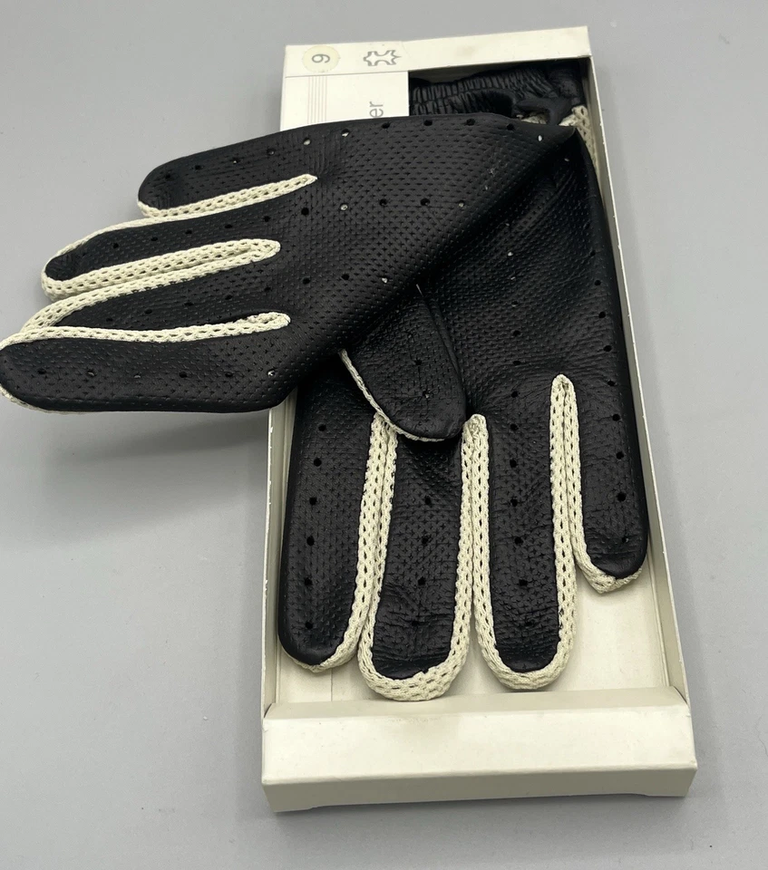 Vintage Men’s BHS Black Leather & Fabric Driving Gloves Size 9 Unused In Box - Image 2 of 4