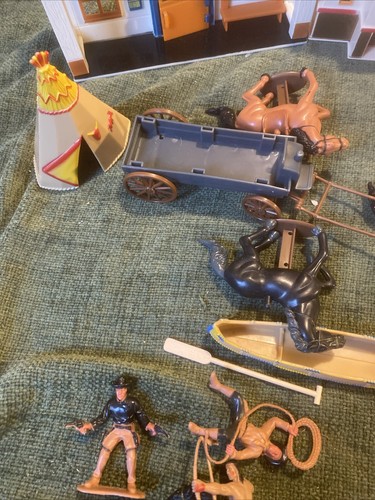 WILD FRONTIER COWBOY & INDIAN DELUXE PLAYSET Supreme 90s Stagecoach, Camp W111 - Picture 6 of 15